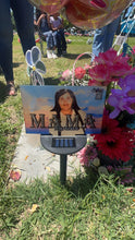 Load image into Gallery viewer, Memorial custom solar light sign
