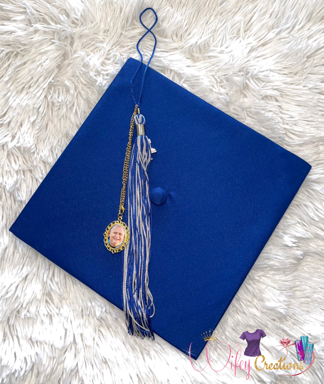 Graduation tassel charm